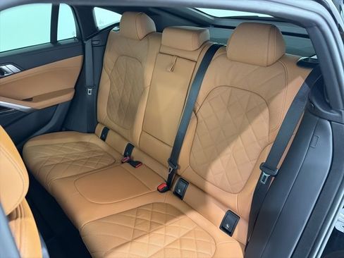 Certified 2023 BMW X6 xDrive40i w/ M Sport Package image 16