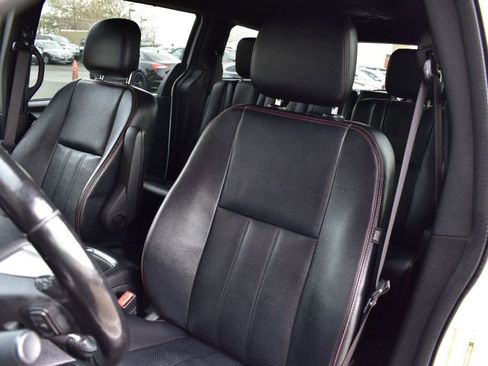 Used 2019 Dodge Grand Caravan GT image 15