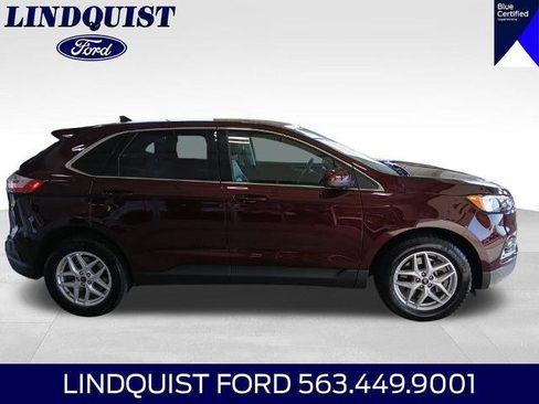 Certified 2024 Ford Edge SEL w/ Convenience Package AWD/4WD image 3