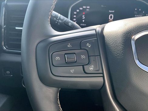 Used 2026 GMC Sierra 2500 AT4 w/ AT4 Premium Plus Package AWD/4WD image 19