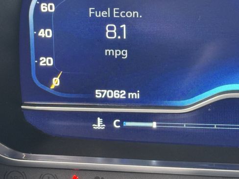 Certified 2023 Chevrolet Suburban Premier image 38