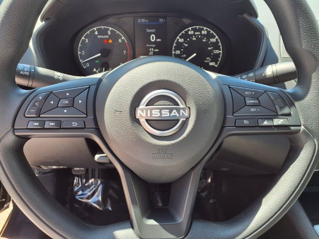 Used 2025 Nissan Altima 2.5 S FWD image 9