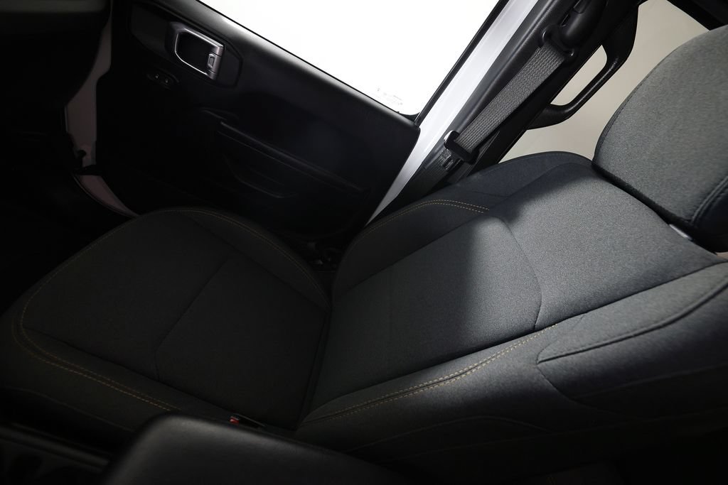 Used 2024 Jeep Wrangler Unlimited Sport AWD/4WD image 32