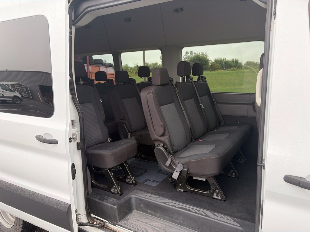 Used 2023 Ford Transit 350 XLT RWD image 12