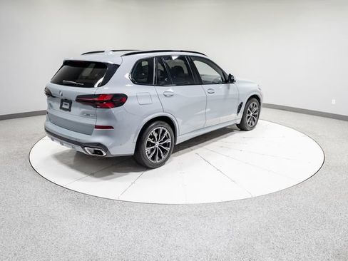 Used 2026 BMW X5 xDrive40i AWD/4WD image 31