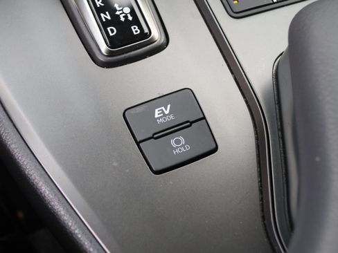 Used 2025 Lexus UX 300h FWD w/ Accessory Package (Z1) image 29