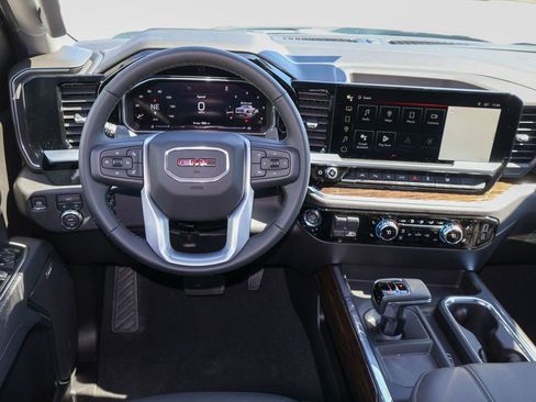 New 2026 GMC Sierra 1500 Elevation image 11