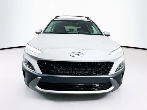 Used 2022 Hyundai Kona Limited image 2