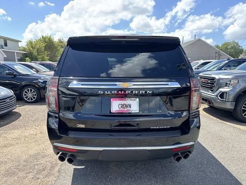 Used 2023 Chevrolet Suburban Premier RWD image 8