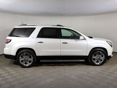 Used 2017 GMC Acadia Limited SLT image 16