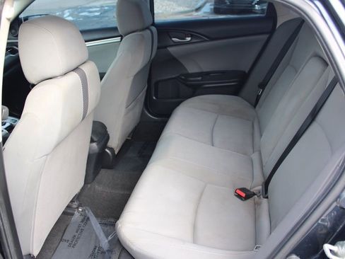 Used 2019 Honda Civic EX image 22