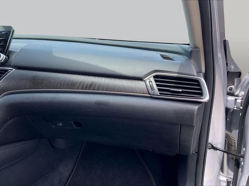 Used 2022 Honda Accord EX-L image 18