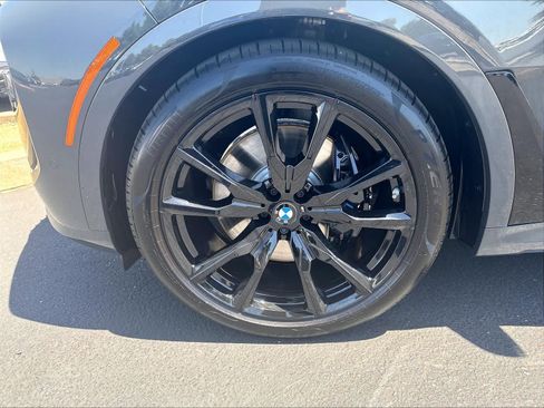 Used 2026 BMW X7 M60i AWD/4WD image 36
