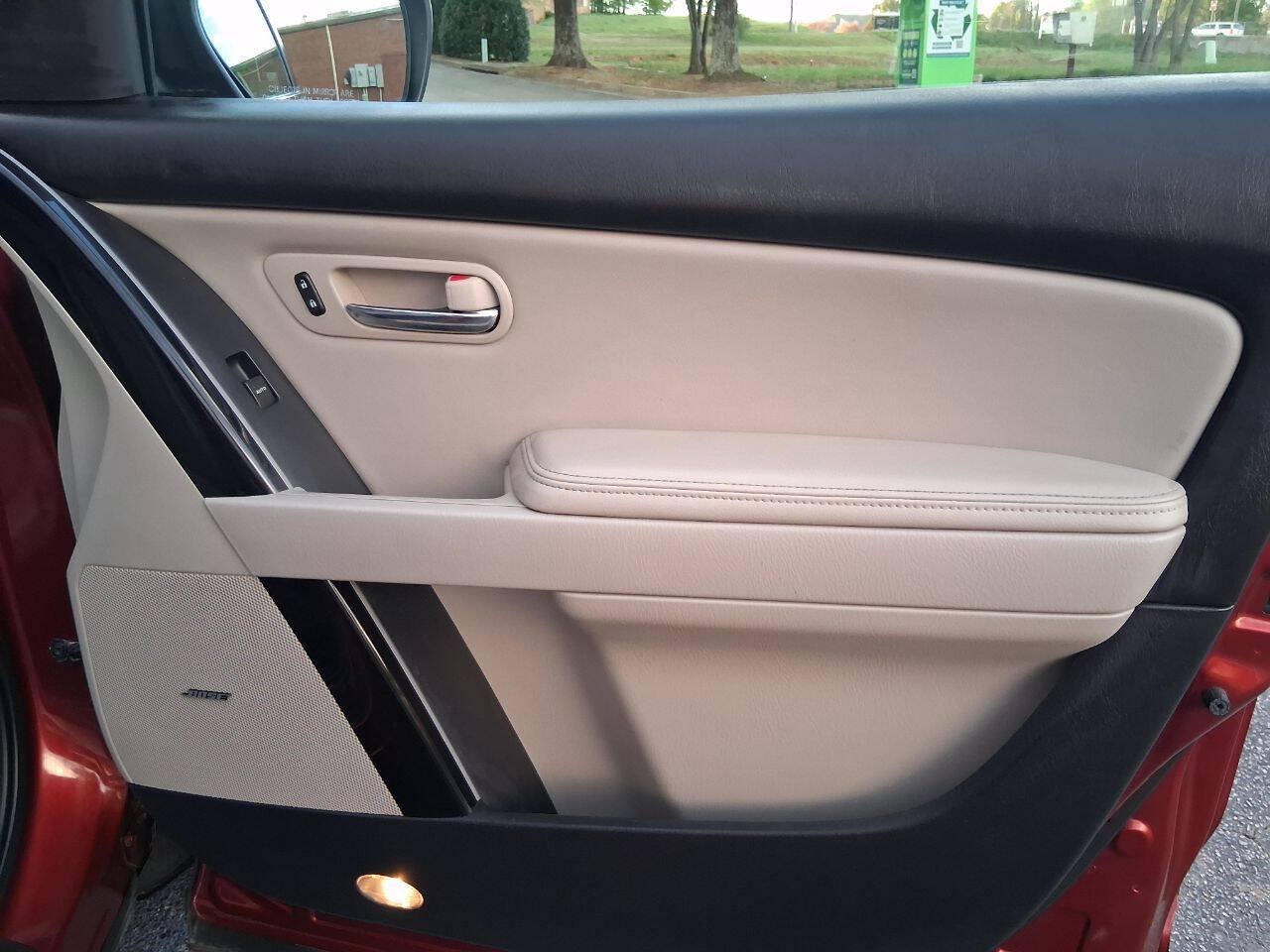 Used 2010 MAZDA CX-9 Touring w/ Moonroof & Bose Audio Pkg FWD image 22