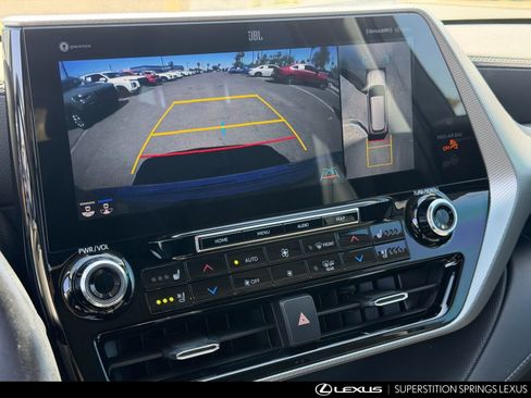 Used 2022 Toyota Highlander Platinum FWD image 21