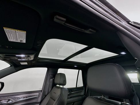 Used 2024 GMC Yukon Denali image 24