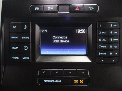 Used 2018 Ford F250 XL w/ Power Equipment Group AWD/4WD image 62