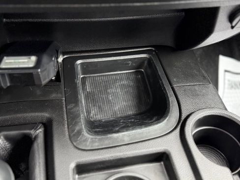 Used 2018 RAM 3500 Tradesman w/ Chrome Appearance Group image 13