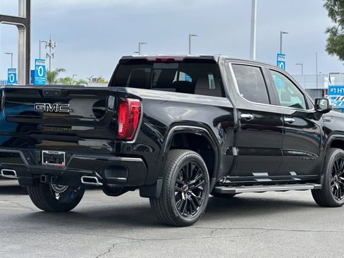 New 2026 GMC Sierra 1500 Denali w/ Technology Package image 5