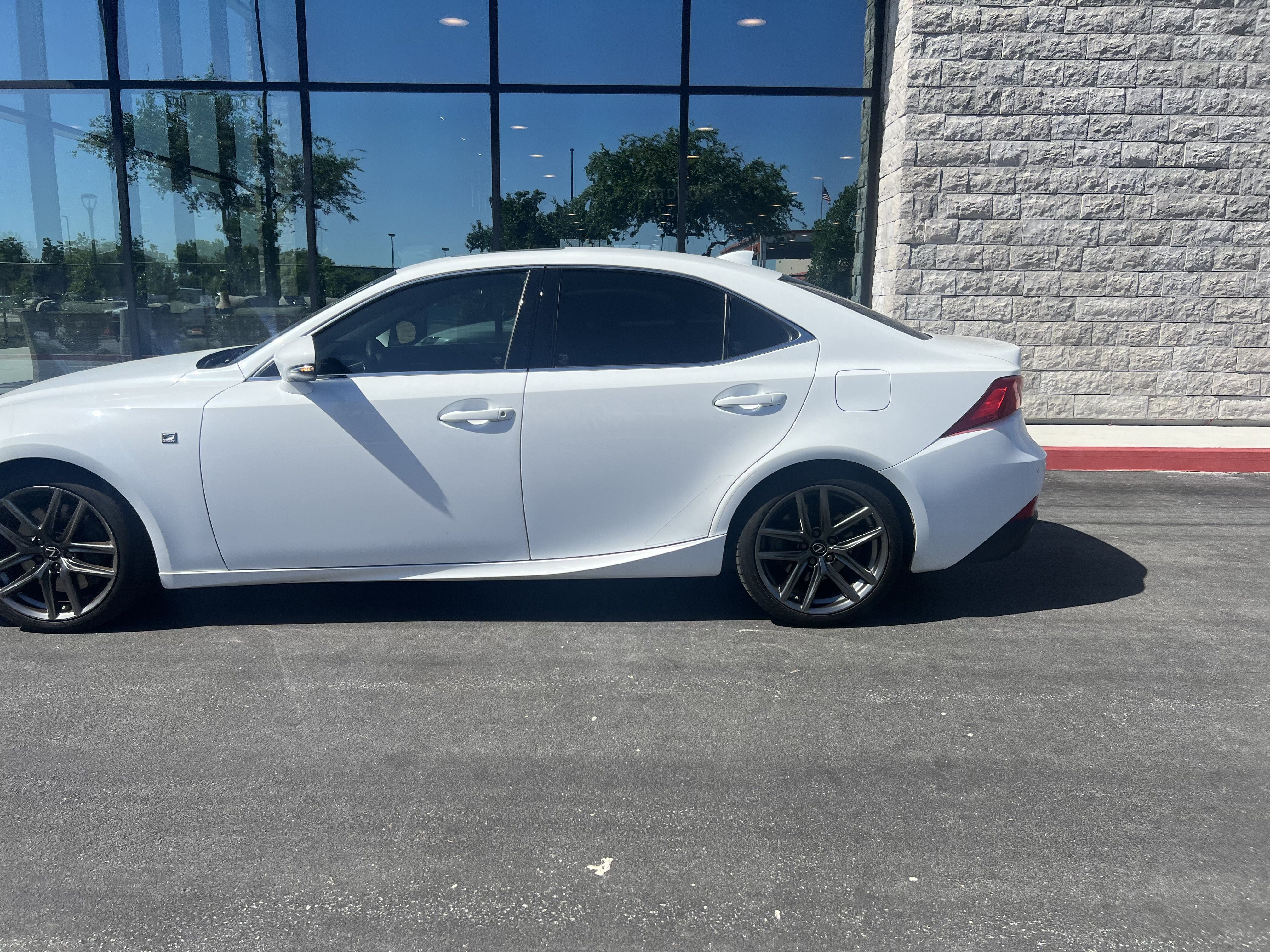 Used 2019 Lexus IS 300 F Sport w/ F Sport Package AWD/4WD image 10