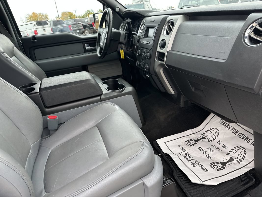 Used 2014 Ford F150 XLT w/ Equipment Group 302A Luxury AWD/4WD image 17