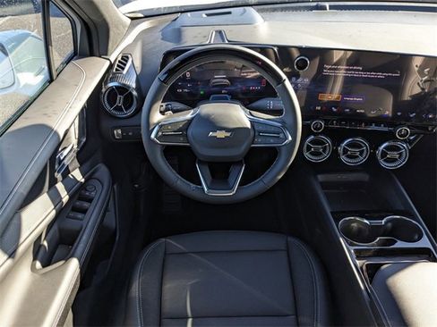 New 2025 Chevrolet Blazer EV LT w/ Super Cruise Package image 15