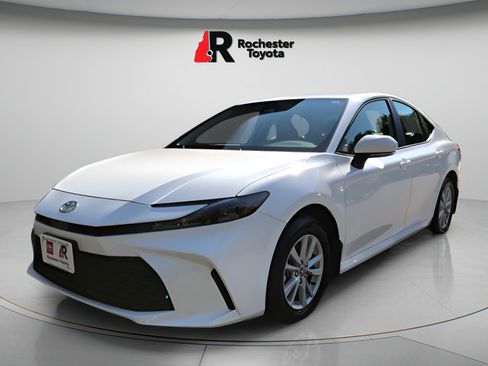 Certified 2026 Toyota Camry LE AWD/4WD image 3