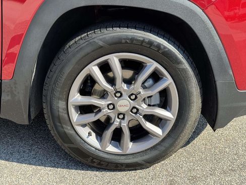 Used 2024 GMC Terrain SLT AWD/4WD image 28