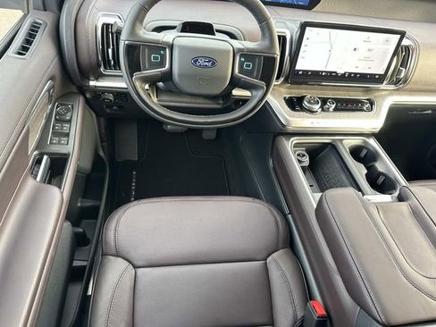 New 2025 Ford Expedition Platinum w/ Platinum Ultimate Package image 27