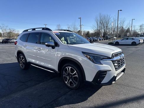 Used 2023 Subaru Ascent Limited w/ Technology Package image 11