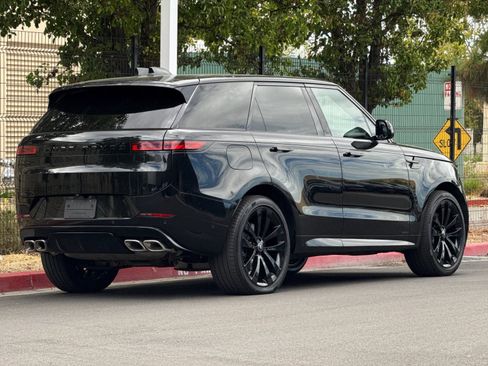 Used 2025 Land Rover Range Rover Sport Autobiography AWD/4WD image 6