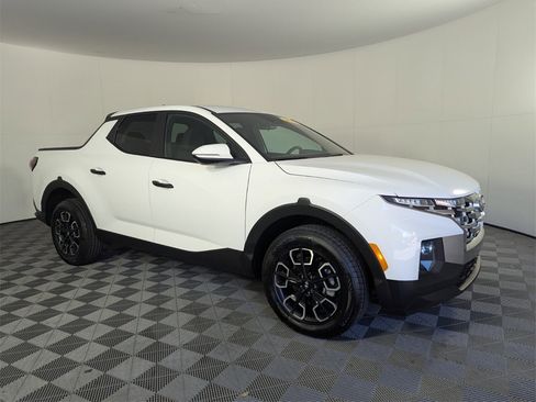 Used 2024 Hyundai Santa Cruz SEL image 2