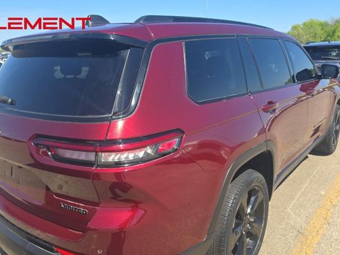 Used 2024 Jeep Grand Cherokee L Limited w/ Black Appearance Package image 4