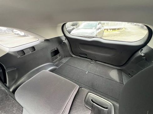 Used 2016 Kia Sorento L image 10