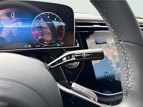 New 2026 Mercedes-Benz E 350 4MATIC Sedan image 20