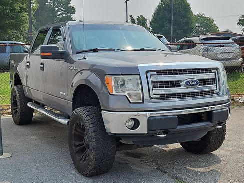 Used 2013 Ford F150 XLT w/ Luxury Equipment Group AWD/4WD image 2