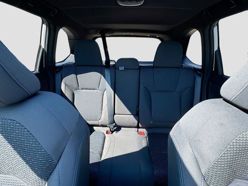 Used 2025 Subaru Forester Premium image 23