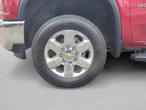 Used 2021 Chevrolet Silverado 2500 LTZ w/ LTZ Plus Package image 22