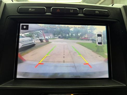 Used 2019 Ford Expedition XLT w/ Equipment Group 202A RWD image 22