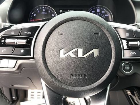 Used 2024 Kia Forte GT-Line w/ GT-Line Premium Package FWD image 12