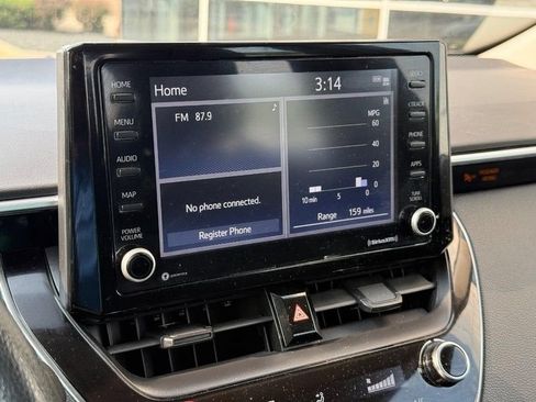 Used 2022 Toyota Corolla LE FWD image 23