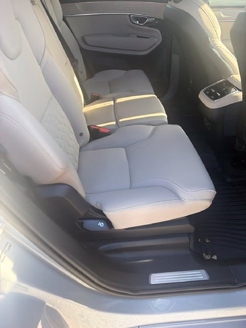 Used 2026 Volvo XC90 B6 Plus w/ Protection Package AWD/4WD image 11