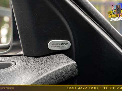 Used 2016 Chrysler 300 C RWD image 28