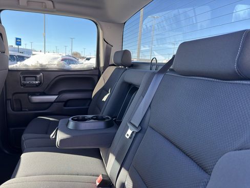 Used 2018 Chevrolet Silverado 1500 LT w/ All Star Edition image 34