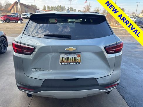 Used 2024 Chevrolet Blazer LT w/ Convenience Package image 6