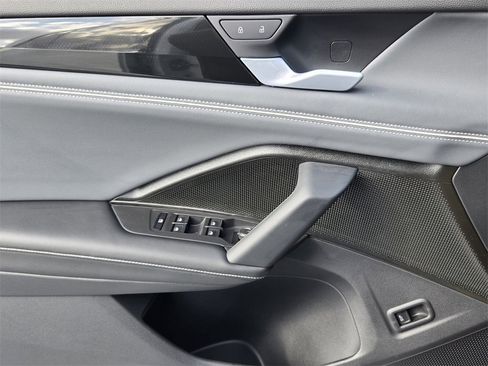 New 2026 Volkswagen Tiguan SEL R-Line image 14