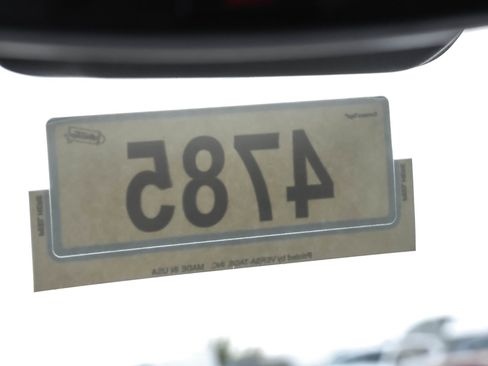 New 2026 Chrysler Pacifica Select image 28