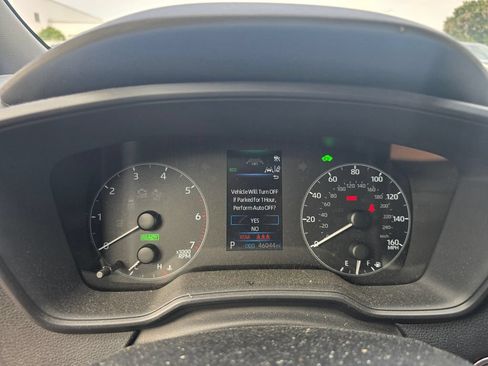 Used 2023 Toyota Corolla SE w/ Carpet Mat Package (TMS) AWD/4WD image 15