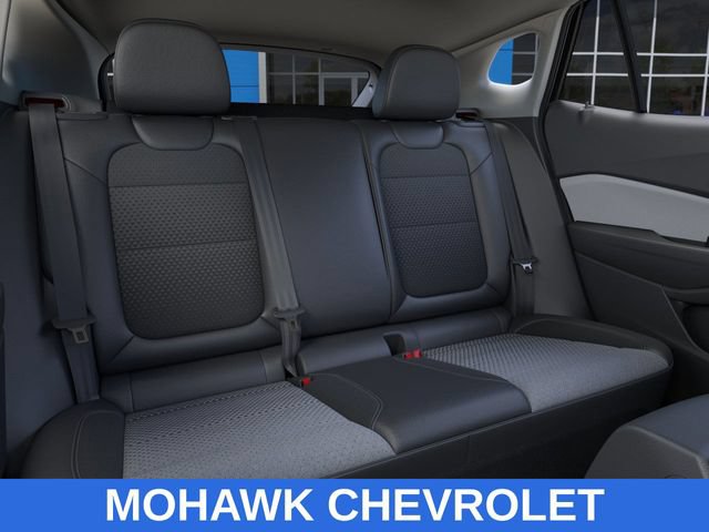 New 2026 Chevrolet Trax LT w/ LT Convenience Package FWD image 17