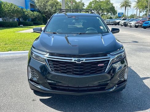 Used 2023 Chevrolet Equinox RS FWD image 2